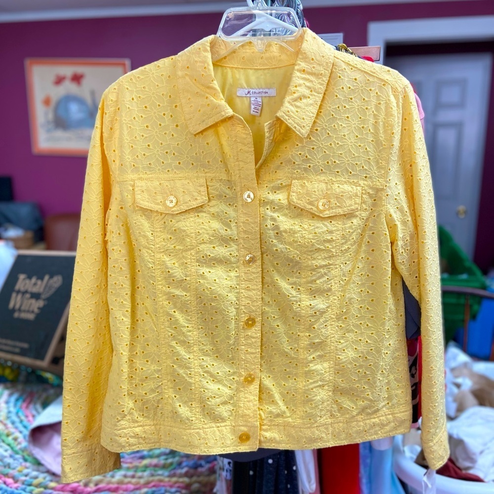 NWT🆕JM Collections Womens Jacket/Top size 10  Yellow Eyelet Button Front